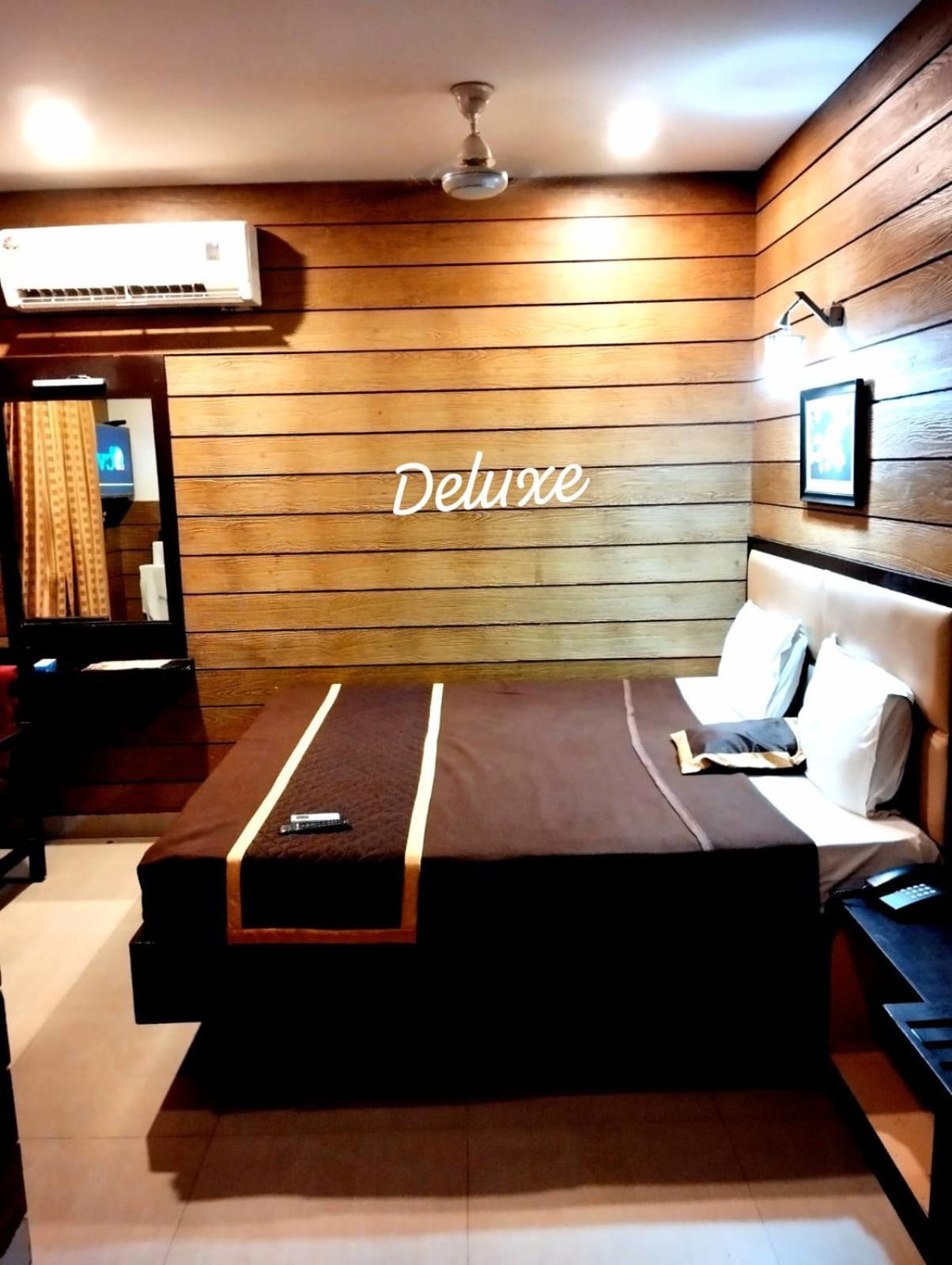 Sri Arulmuthu Residency Hotell Madurai Exteriör bild